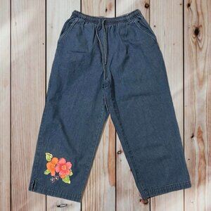 Erika Collection Capris Size Small 100% Beachy Hawaii Floral Denim